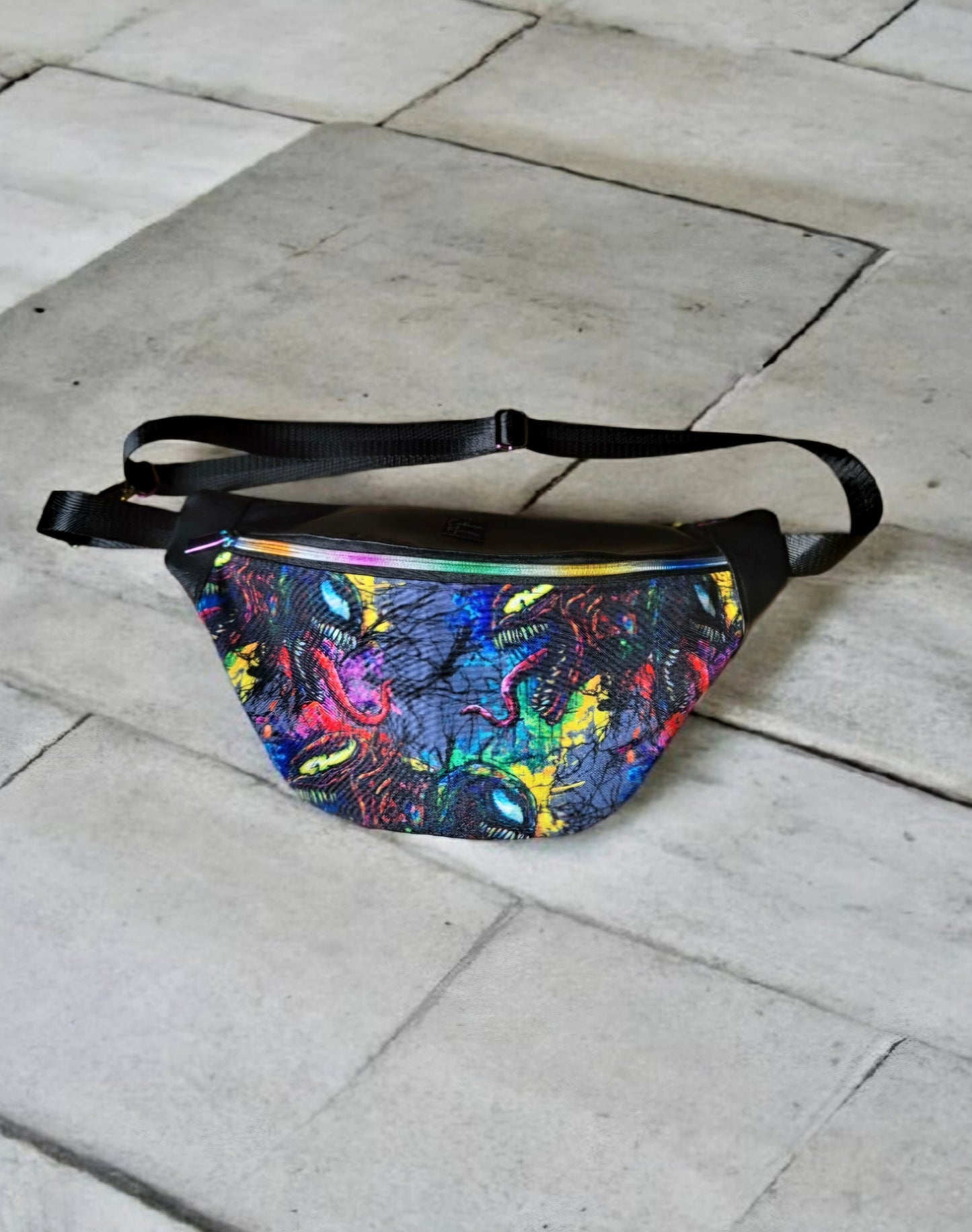 Sac Banane - Venoom GenRoots.Art